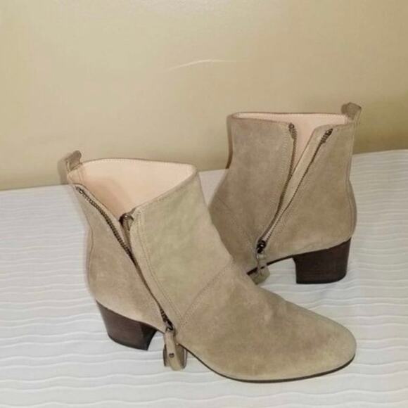 Suede Block Heel Ankle Booties – Size 7 | Soft Nude Tan Neutral Boots - Picture 12 of 17